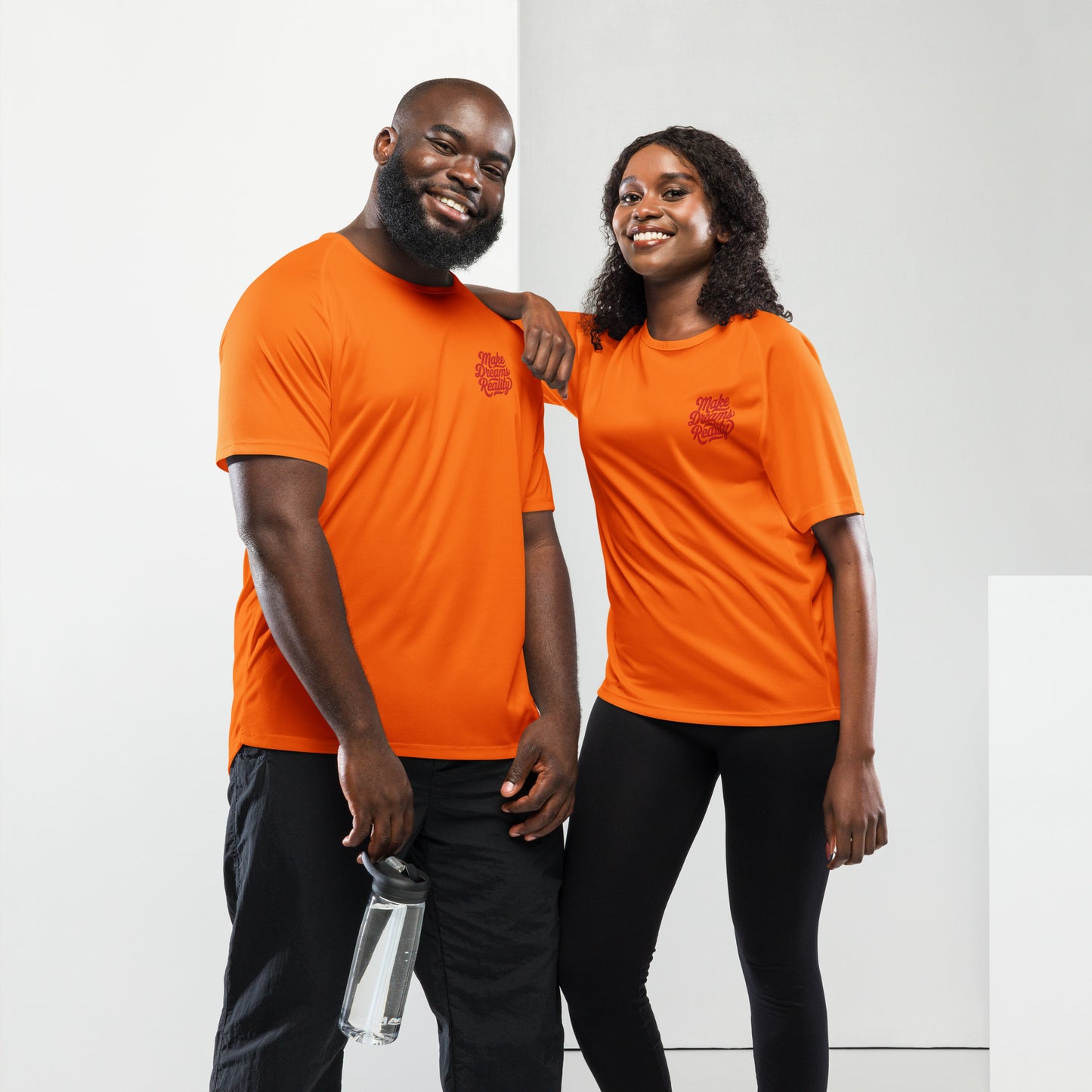 This optimal ventilation shirt in navy features "Make Dreams Reality." Breathable polyester mesh ensures cool comfort for workouts and leisure.