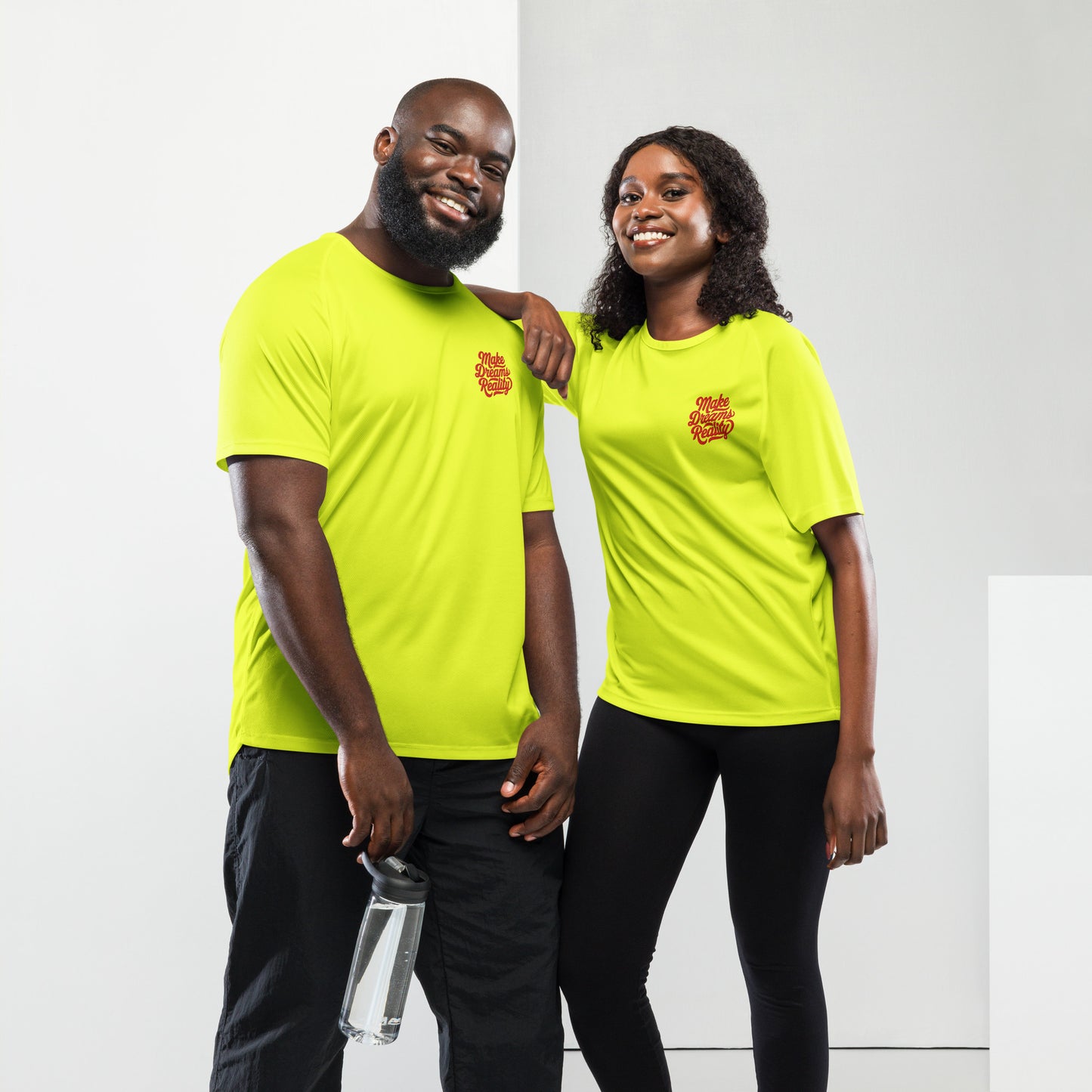 This optimal ventilation shirt in navy features "Make Dreams Reality." Breathable polyester mesh ensures cool comfort for workouts and leisure.