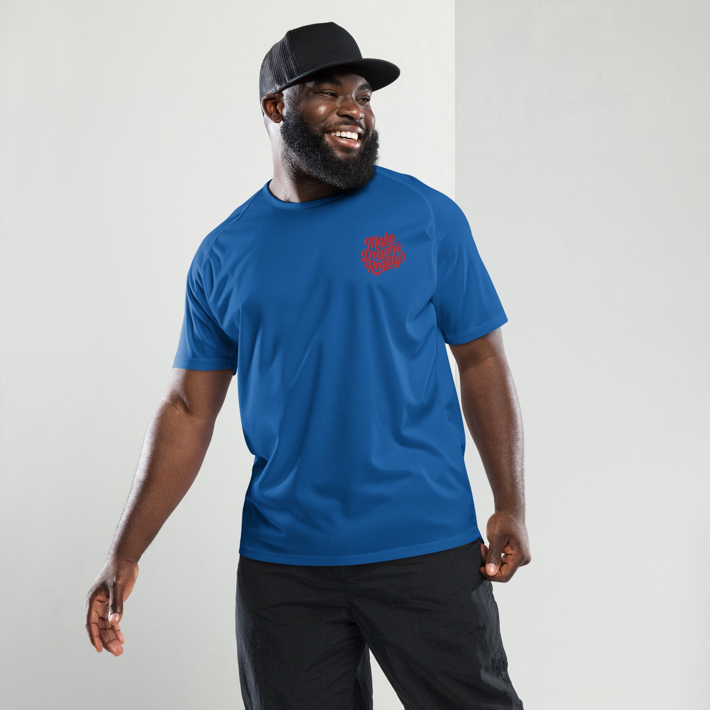 This optimal ventilation shirt in navy features "Make Dreams Reality." Breathable polyester mesh ensures cool comfort for workouts and leisure.